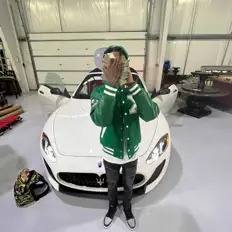 收听 Q Cream、观看音乐视频、阅读小传、查看巡演日期等 ！