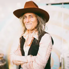 Listen to Melissa Carper, watch music videos, read bio, see tour dates & more!
