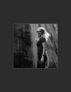Escucha a Наталья Лесникова, mira vídeos musicales, lee la biografía, consulta fechas de giras y mucho más.
