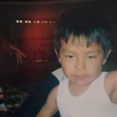 Dengarkan Young Blunt, tonton video musik, baca bio, lihat tanggal tur & lainnya!