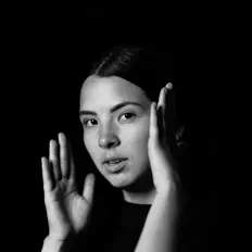 Jayne Suggを聴いたり、ミュージックビデオを鑑賞したり、経歴やツアー日程などを確認したりしましょう！