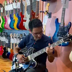 Listen to Carlos Augusto Trejo Zarate, watch music videos, read bio, see tour dates & more!