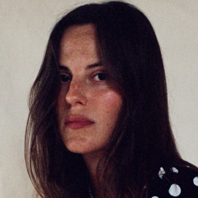 Listen to Elle Músa, watch music videos, read bio, see tour dates & more!