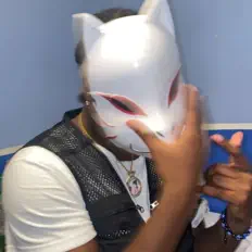 Ouve Him Suave, vê vídeos de música, lê a biografia, vê as datas da digressão e muito mais!