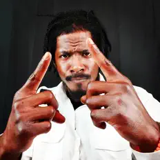 收听 J Rose、观看音乐视频、阅读小传、查看巡演日期等 ！