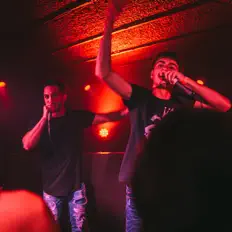 Posłuchaj wykonawcy 2nd Ave, obejrzyj teledyski, przeczytaj biografię, zobacz daty tras koncertowych i nie tylko!