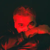 Ascolta undefined, guarda video musicali, leggi la biografia, vedi le date del tour & altro!