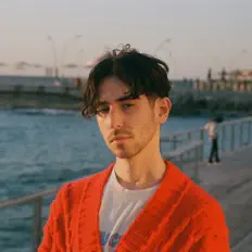 Ouça טוכטי, assista a videoclipes, leia a biografia, veja as datas das turnês e mais!