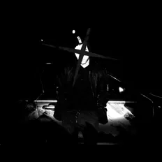 Zecrio을(를) 듣고, 뮤직 비디오를 보고, 약력을 읽고, 투어 일정 등을 확인하세요!