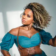 Ascolta Nêgah Santos, guarda video musicali, leggi la biografia, vedi le date del tour & altro!