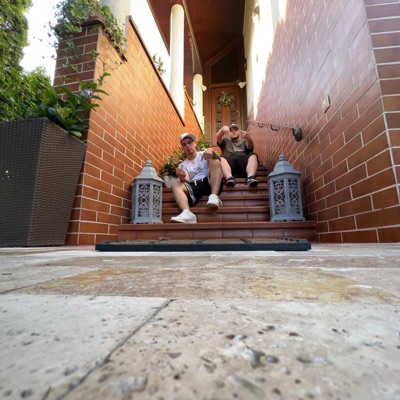 1 Fata 2 Spate (feat. mdariius) - Single