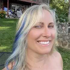 Listen to Elza, watch music videos, read bio, see tour dates & more!