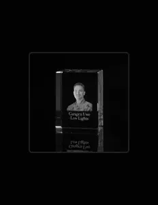 Garagen Uweを聴いたり、ミュージックビデオを鑑賞したり、経歴やツアー日程などを確認したりしましょう！