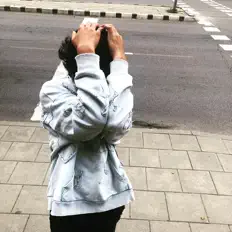 Luister naar yaksi boy, bekijk muziekvideo's, lees de bio, bekijk de tourdata, en meer!