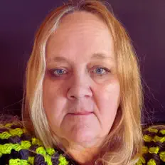 Lisa Hafeyを聴いたり、ミュージックビデオを鑑賞したり、経歴やツアー日程などを確認したりしましょう！