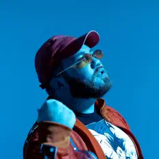 Listen to Veloz, watch music videos, read bio, see tour dates & more!