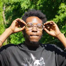 Hör dir Teflon Quan an, schau dir Musikvideos an, lies die Biografie, finde Tourdaten und mehr!