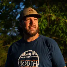 聆聽 Justin Kirk、觀看音樂影片、閱讀小傳、查看巡演日期等！