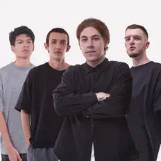 Dengarkan 727FAMILY, tonton video musik, baca bio, lihat tanggal tur & lainnya!