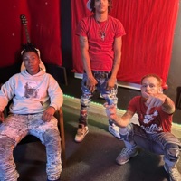 Old me (feat. SoloZay) - Single - DtaKushy