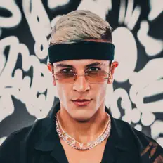 Ascolta EMIL, guarda video musicali, leggi la biografia, vedi le date del tour & altro!
