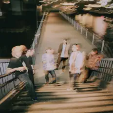 Ακούστε περιεχόμενο από Dog's Park, παρακολουθήστε μουσικά βίντεο, διαβάστε το βιογραφικό, δείτε ημερομηνίες περιοδείας, και πολλά ακόμη!