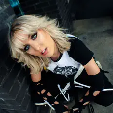 Ascolta ERIN ASTRA, guarda video musicali, leggi la biografia, vedi le date del tour & altro!