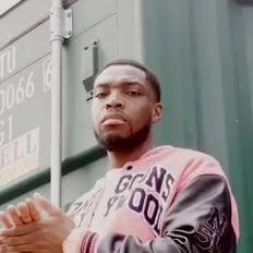 N2theAを聴いたり、ミュージックビデオを鑑賞したり、経歴やツアー日程などを確認したりしましょう！