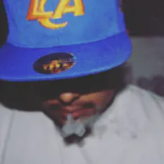 Ouve LASOM TRUTH, vê vídeos de música, lê a biografia, vê as datas da digressão e muito mais!