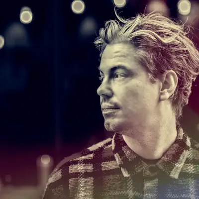 Listen to Paul Mac Innes, watch music videos, read bio, see tour dates & more!