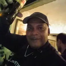 Hör dir FunkyMixx Productions an, schau dir Musikvideos an, lies die Biografie, finde Tourdaten und mehr!