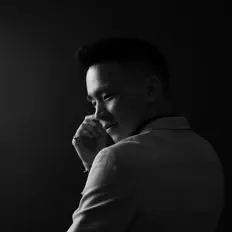 收听 Davaadalai、观看音乐视频、阅读小传、查看巡演日期等 ！