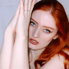 LEVANA을(를) 듣고, 뮤직 비디오를 보고, 약력을 읽고, 투어 일정 등을 확인하세요!