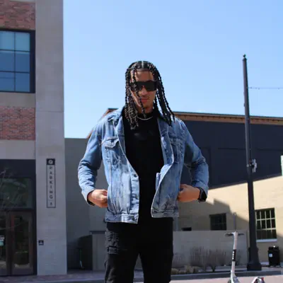 Listen to SEANBLACK, watch music videos, read bio, see tour dates & more!