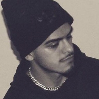Listen to Richi Tamagotchi, watch music videos, read bio, see tour dates & more!