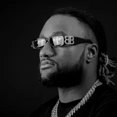 Ouve NEKI SB, vê vídeos de música, lê a biografia, vê as datas da digressão e muito mais!