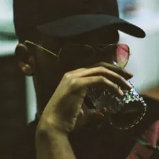 Dengarkan Teddy Fantum, tonton video musik, baca bio, lihat tanggal tur & lainnya!