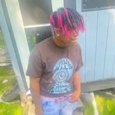 聆聽 Vonskiii、觀看音樂影片、閱讀小傳、查看巡演日期等！