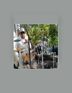 收听 Sage The Drummer 1、观看音乐视频、阅读小传、查看巡演日期等 ！