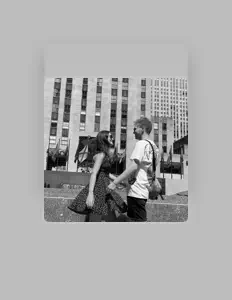 Écoutez White Boy, regardez des vidéoclips, lisez la biographie, consultez les dates de tournée et plus encore !