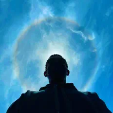 Escucha a J. Snow, mira videos musicales, lee su biografía, consulta las fechas de las gira y más.