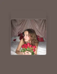Violet Paddock을(를) 듣고, 뮤직 비디오를 보고, 약력을 읽고, 투어 일정 등을 확인하세요!