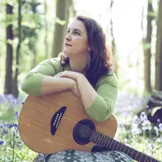 Escucha a Myrren, mira vídeos musicales, lee la biografía, consulta fechas de giras y mucho más.