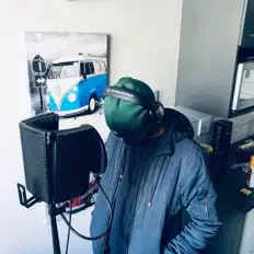 Escucha a Warlike Ndaba, mira vídeos musicales, lee la biografía, consulta fechas de giras y mucho más.