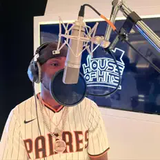 Ouça Latruth, assista a videoclipes, leia a biografia, veja as datas das turnês e mais!