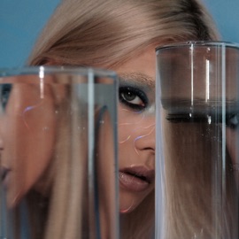 страна глухих Tanya Tekis