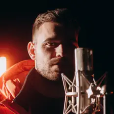 Escucha a Réhausseur Sama, mira vídeos musicales, lee la biografía, consulta fechas de giras y mucho más.