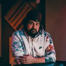 Écoutez Nicky P, regardez des vidéoclips, lisez la biographie, consultez les dates de tournée et plus encore !