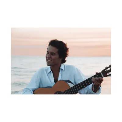 Listen to Gonzalete, watch music videos, read bio, see tour dates & more!