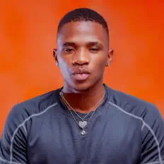 聆聽 Alkinoos、觀看音樂影片、閱讀小傳、查看巡演日期等！